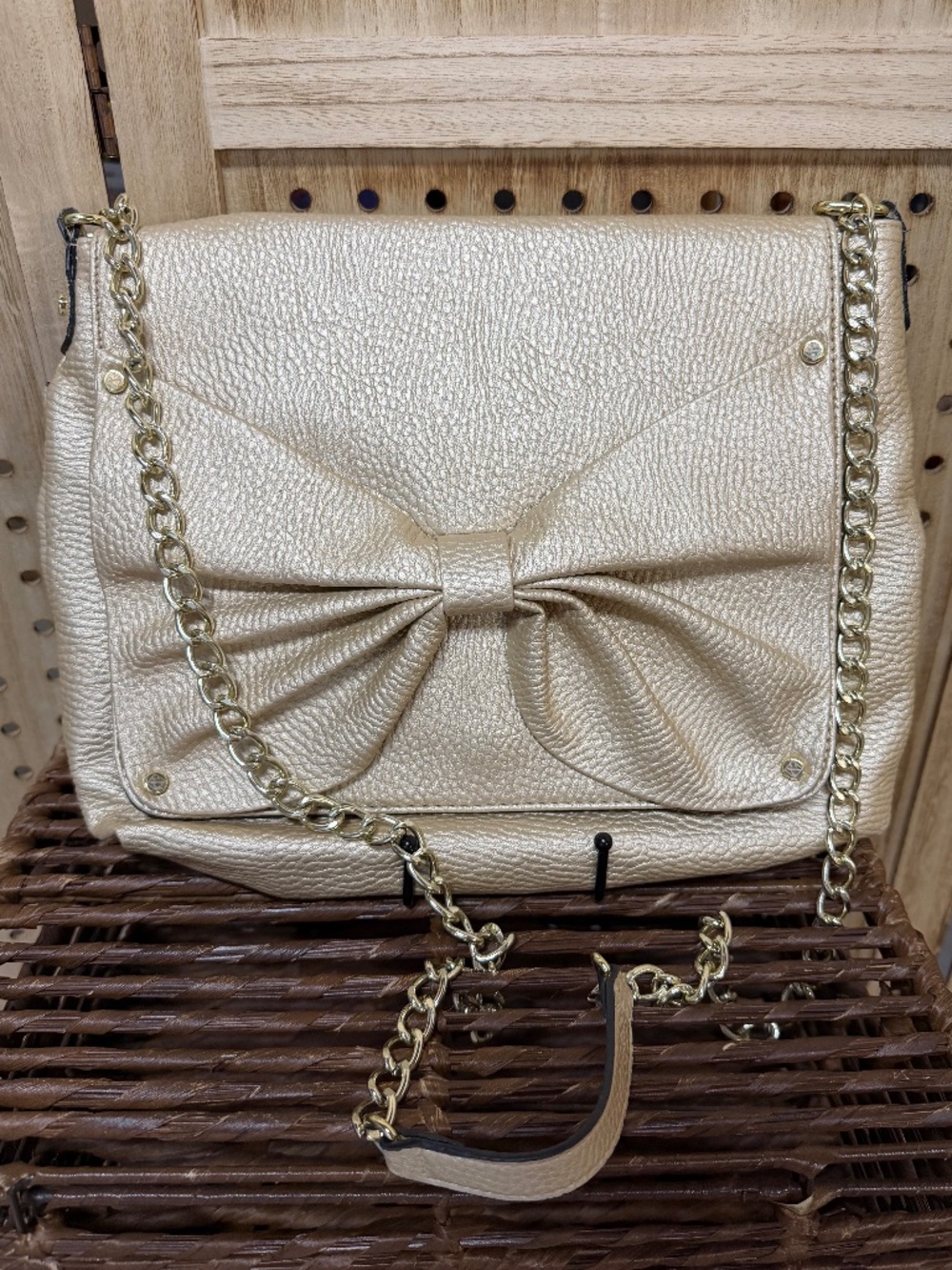Sam & Libby Metallic Gold Bow Crossbody Bag Chain Strap Purse